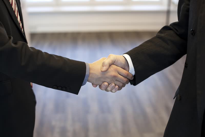 business trust handshake