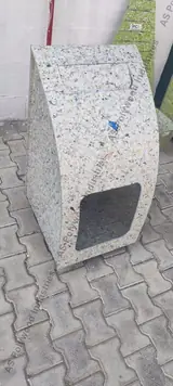 Dustbins - View 3